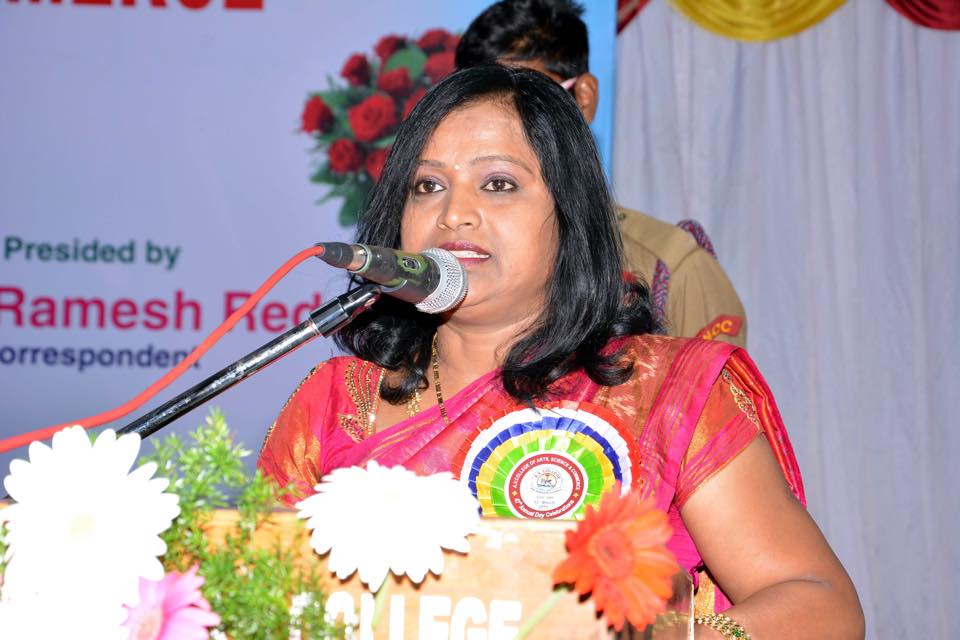 AVS COLLEGE WITH HOME MINISTER