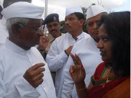 Meeting with anna hazare on 15th August at Ralighat